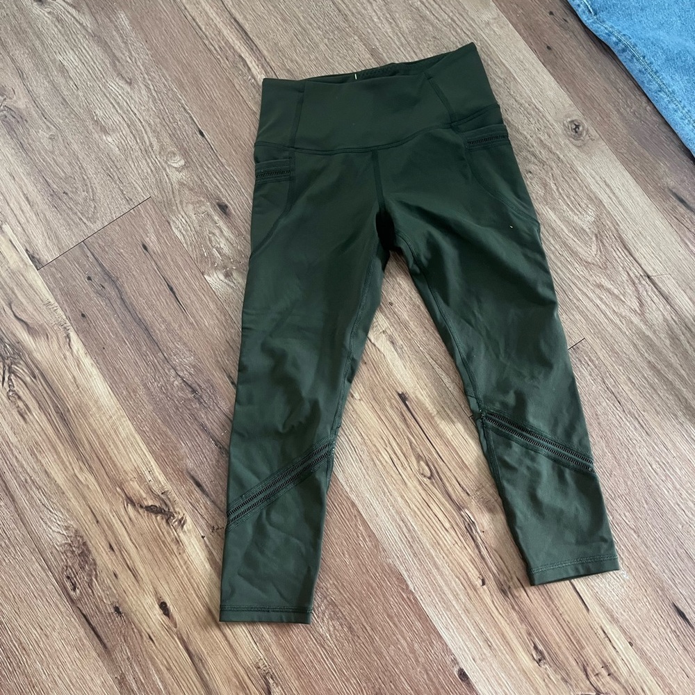 Victoria sport green leggings